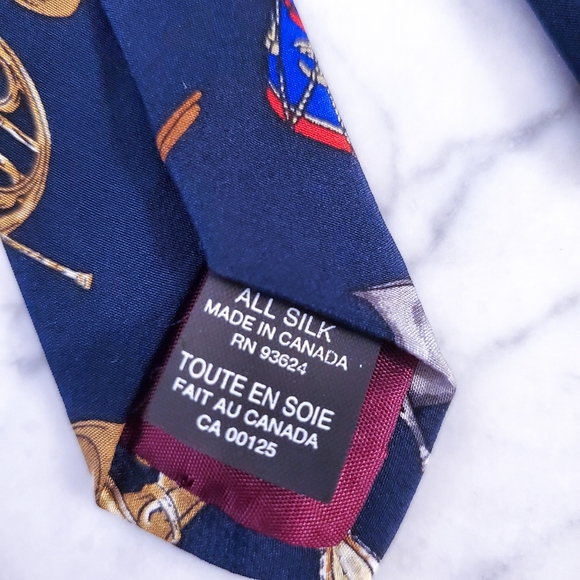 Norman Rockwell Trumpeter and Dog Tie - Picture 3 of 5